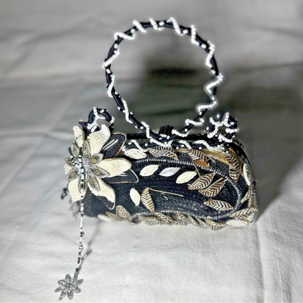 Vintage Mary Frances Beaded Mini Handbag Black White Floral Evening Purse Y2K - Picture 2 of 16